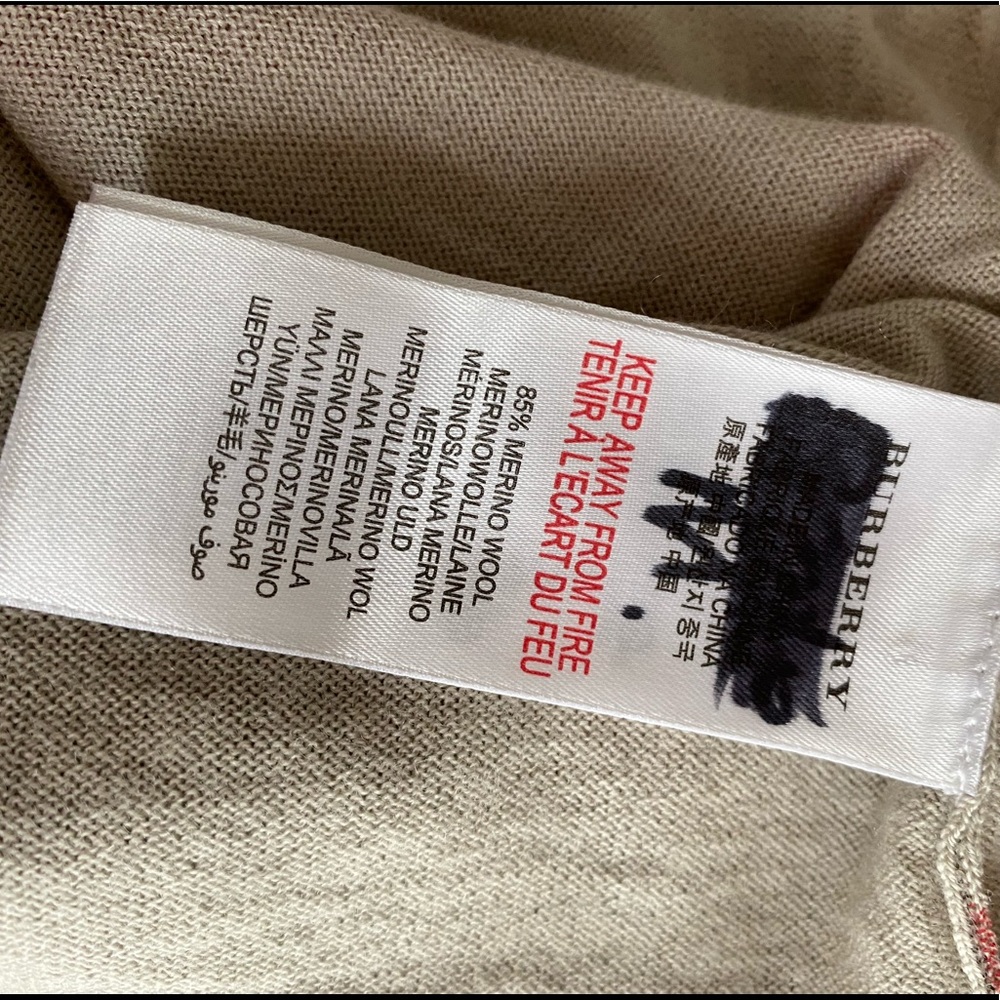 Burberry Classic Check Wool/Cashmere Cardigan - Picture 8 of 9